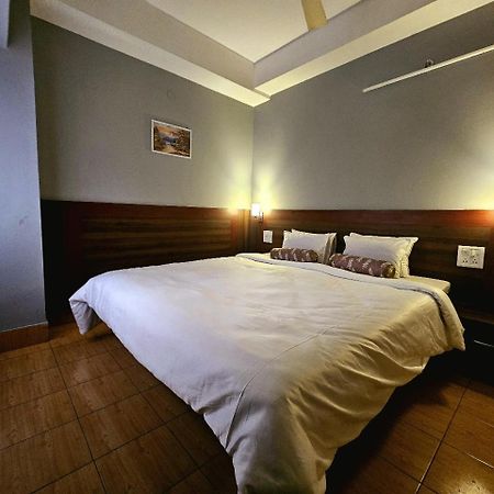 Hotel Vishal Siliguri Extérieur photo