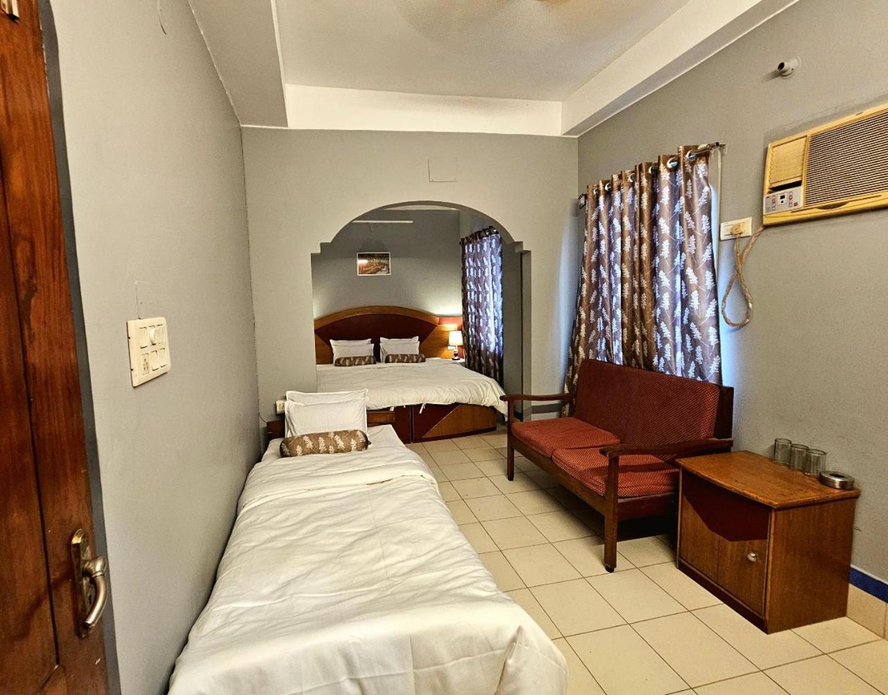 Hotel Vishal Siliguri Extérieur photo