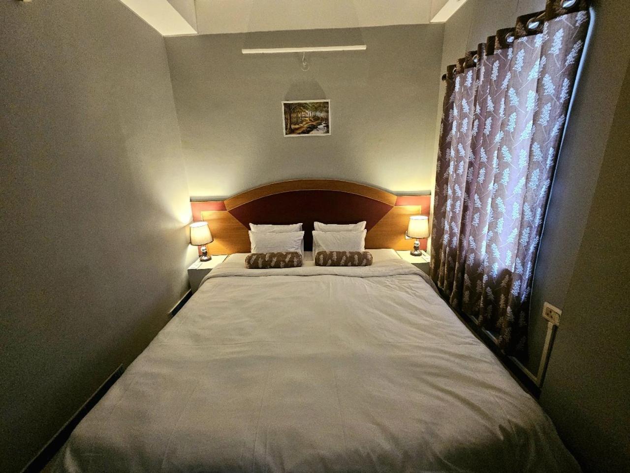Hotel Vishal Siliguri Extérieur photo